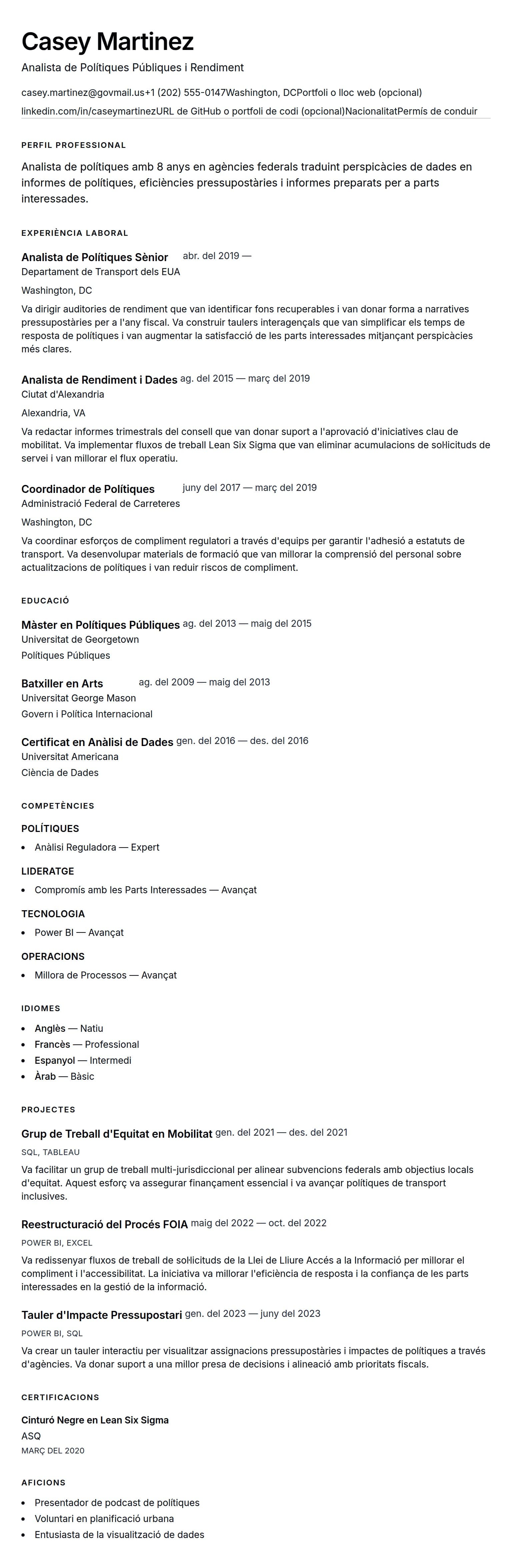 Previsualització del currículum per a Exemple de Currículum d'Analista Governamental