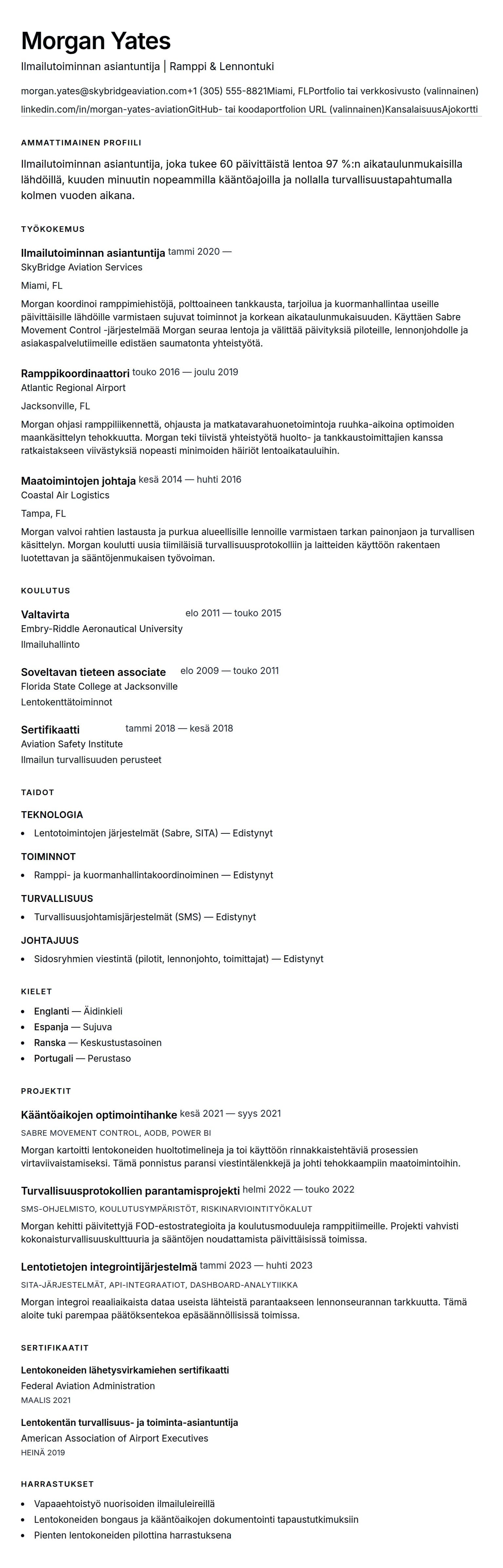 Ansioluetteloesikatselu kohteelle Ilmailutoiminnan asiantuntijan CV-esimerkki