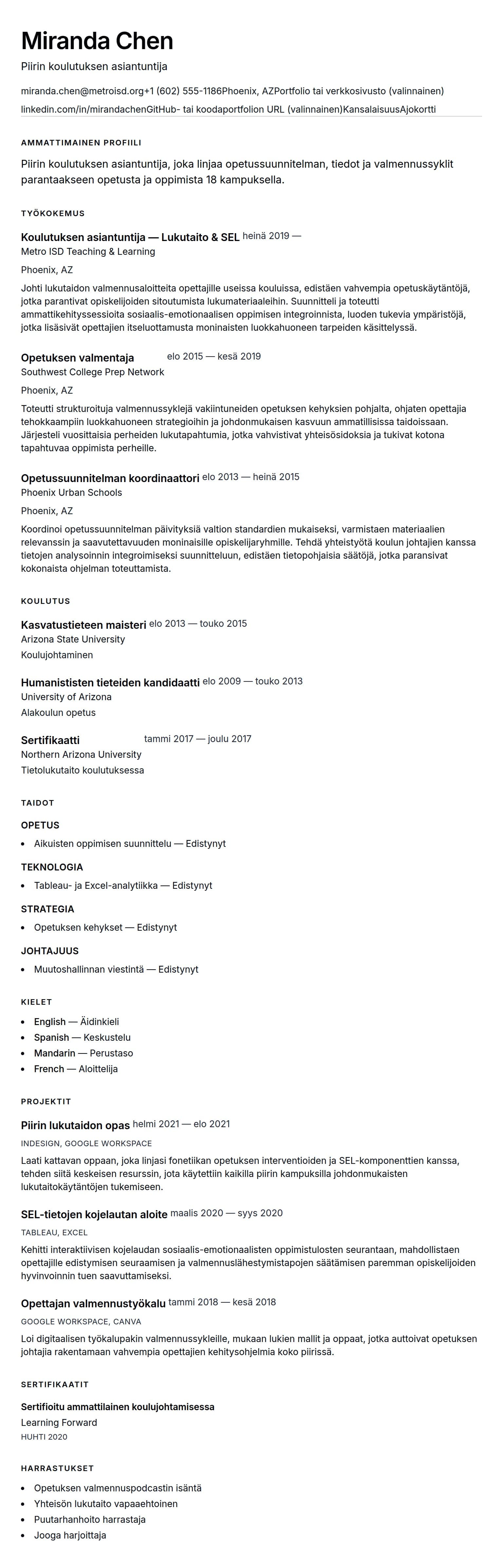 Ansioluetteloesikatselu kohteelle Koulutuksen asiantuntijan ansioluettelo-esimerkki