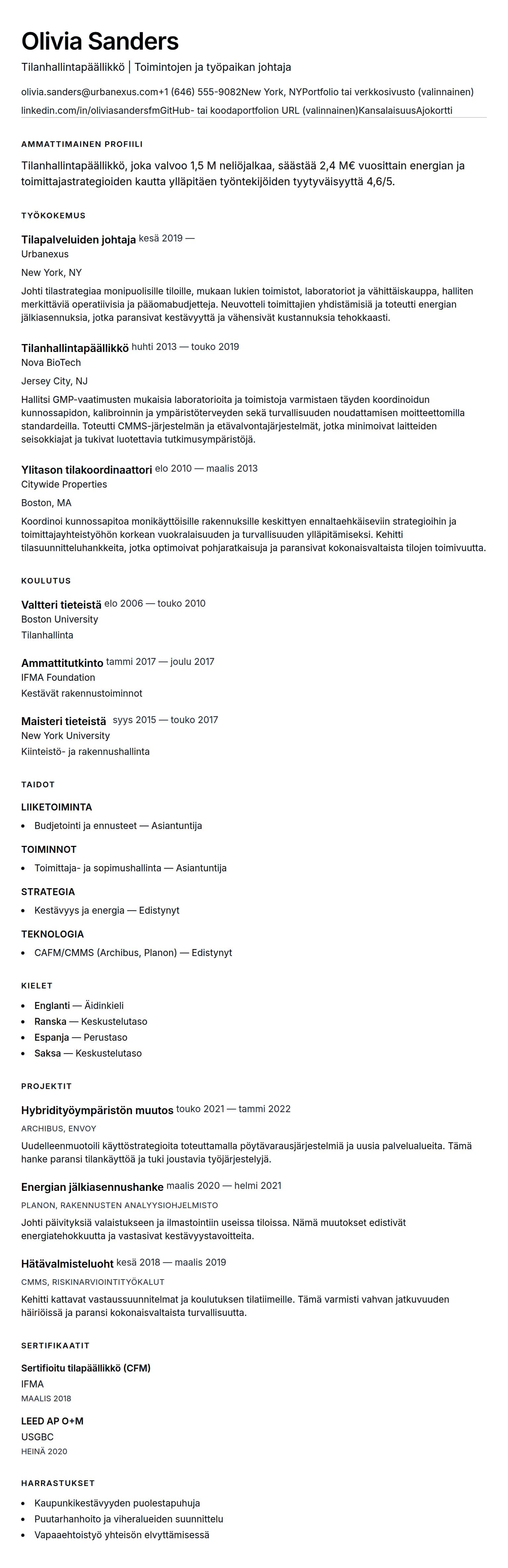 Ansioluetteloesikatselu kohteelle Tilanhallintapäällikön CV-esimerkki