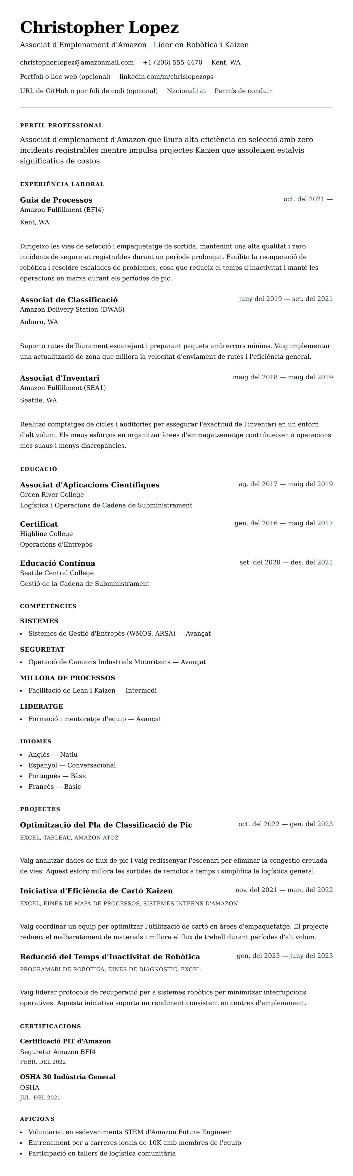 Previsualització del currículum per a Exemple de Currículum d'Associat d'Amazon