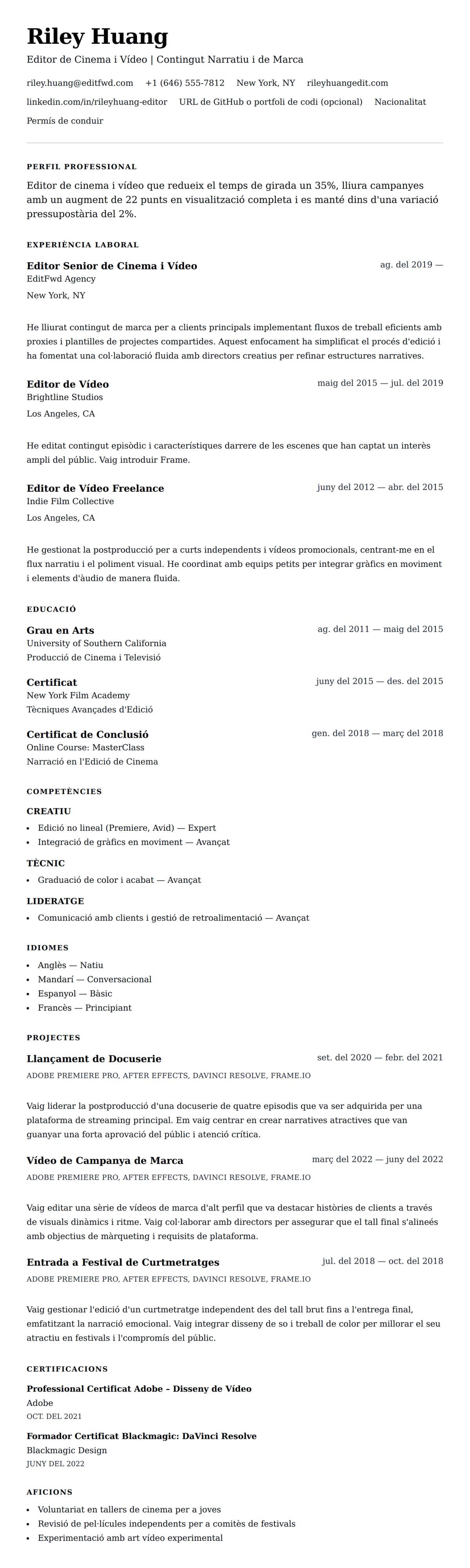 Previsualització del currículum per a Exemple de Currículum d'Editor de Cinema i Vídeo