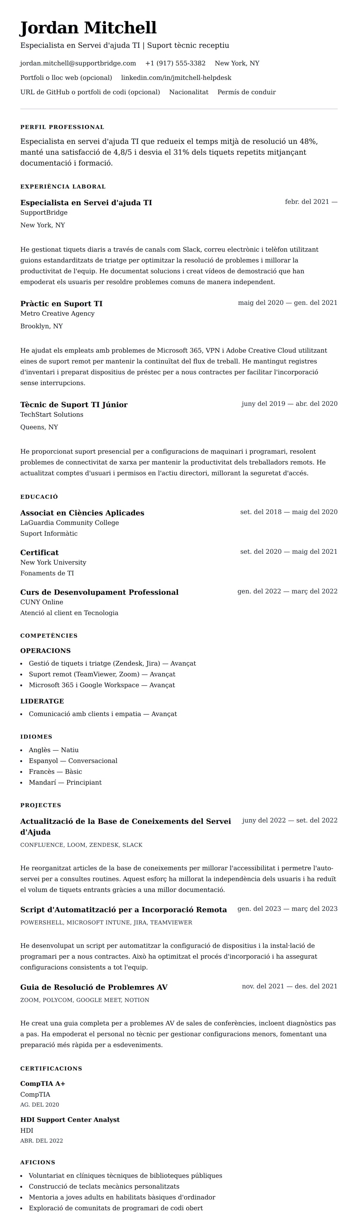 Previsualització del currículum per a Exemple de currículum de Servei d'ajuda TI