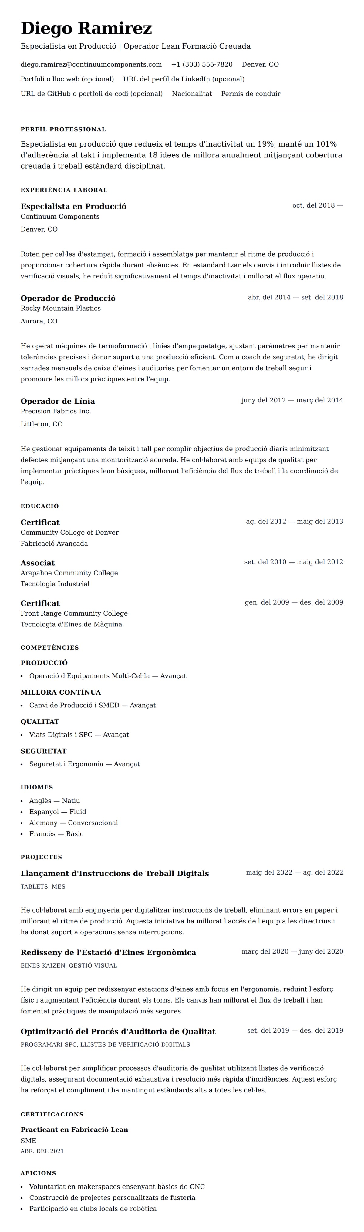 Previsualització del currículum per a Exemple de Currículum d'Especialista en Producció