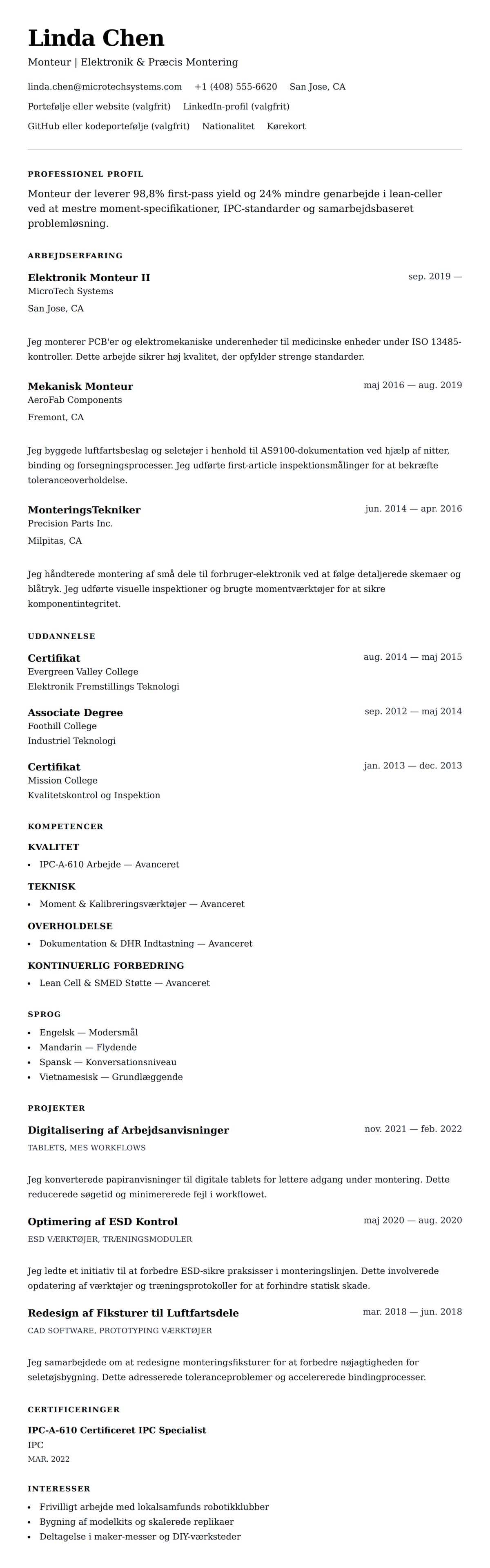 CV-forhåndsvisning for Monteur CV Eksempel