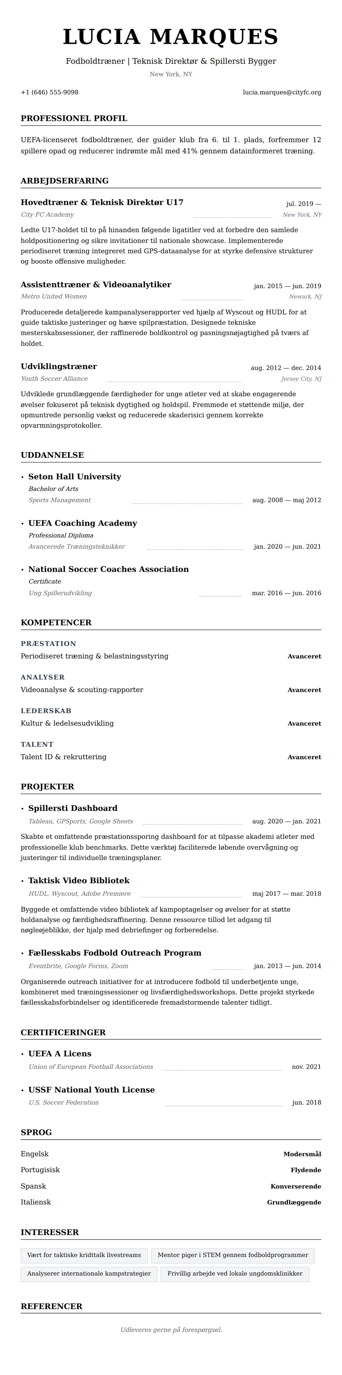 CV-forhåndsvisning for Fodboldtræner CV Eksempel