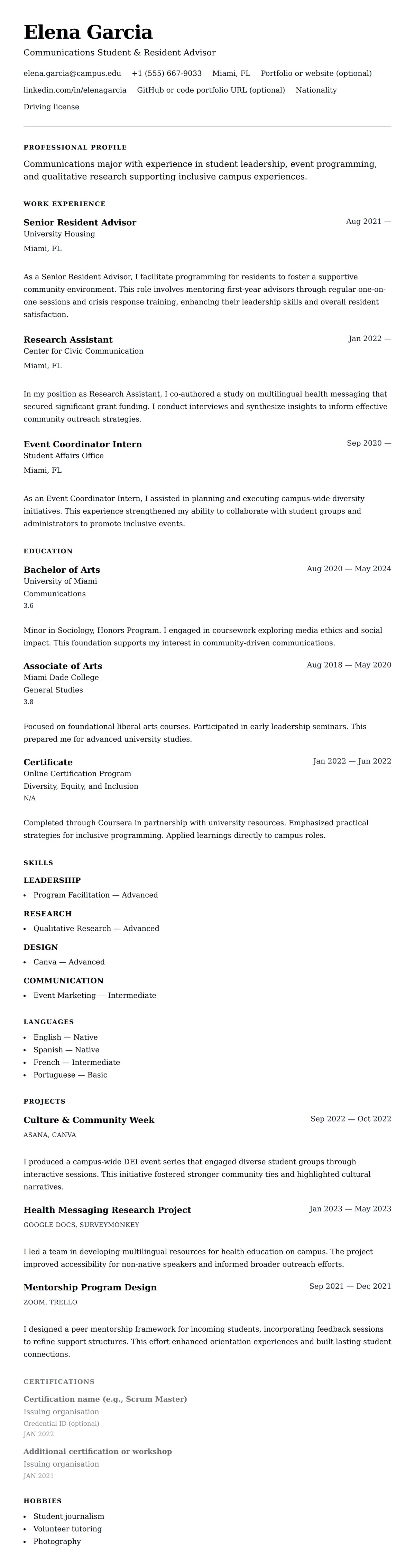 Resume preview for College Student Resume Example