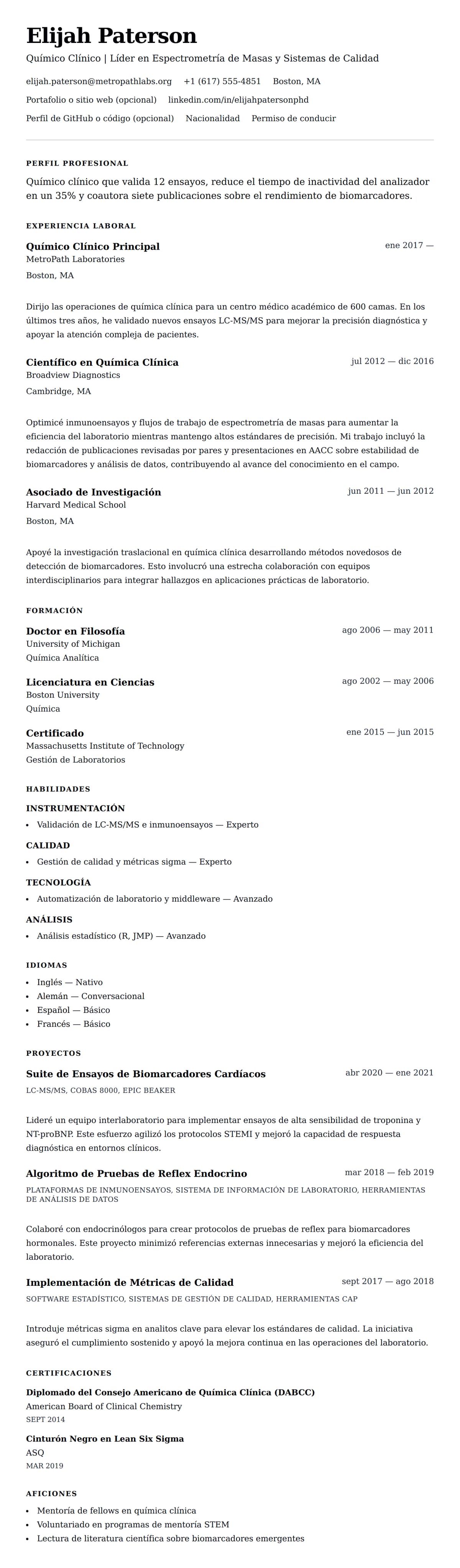 Vista previa del currículum Ejemplo de Currículum de Químico Clínico