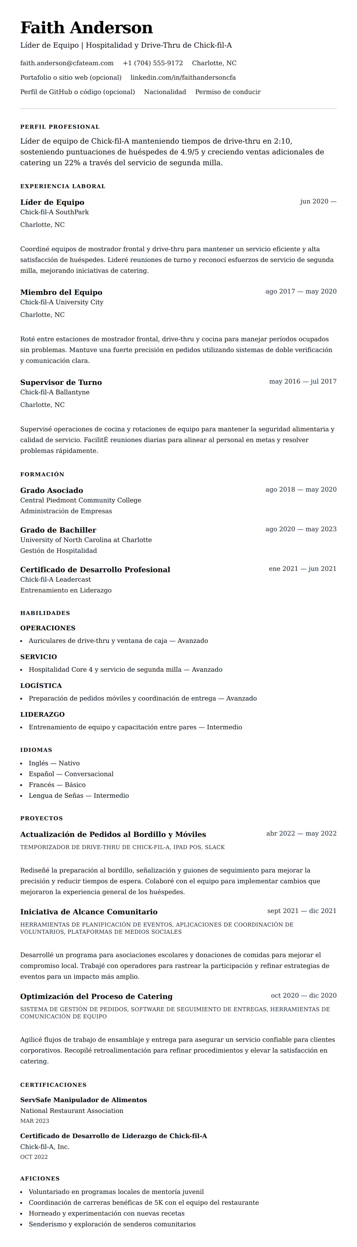Vista previa del currículum Ejemplo de Currículum de Miembro del Equipo de Chick-fil-A