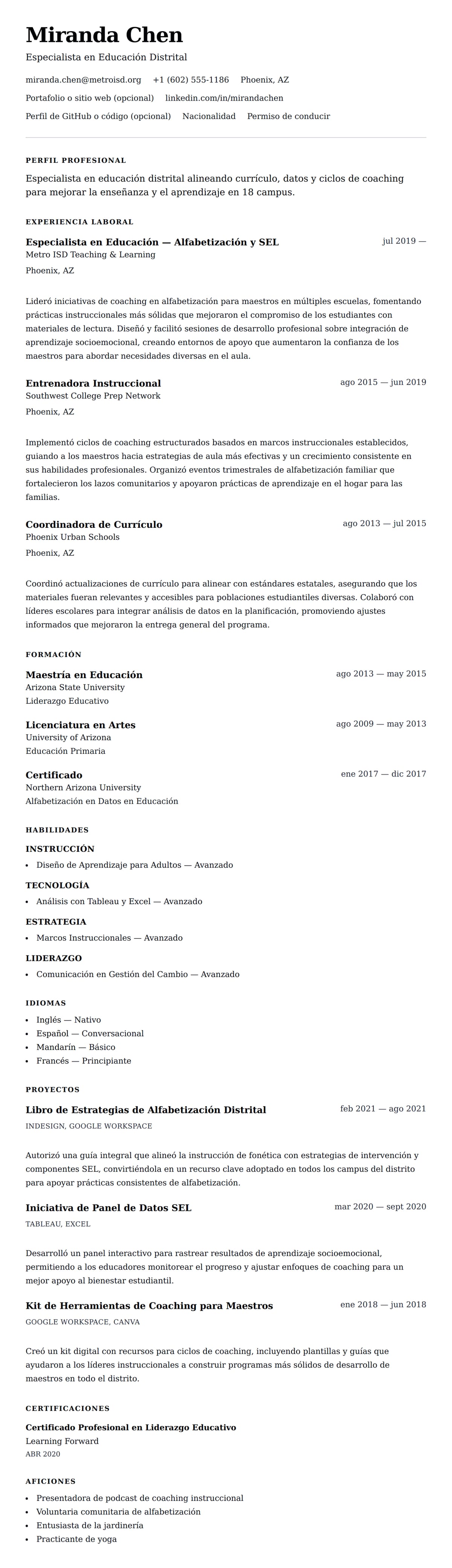 Vista previa del currículum Ejemplo de Currículum de Especialista en Educación