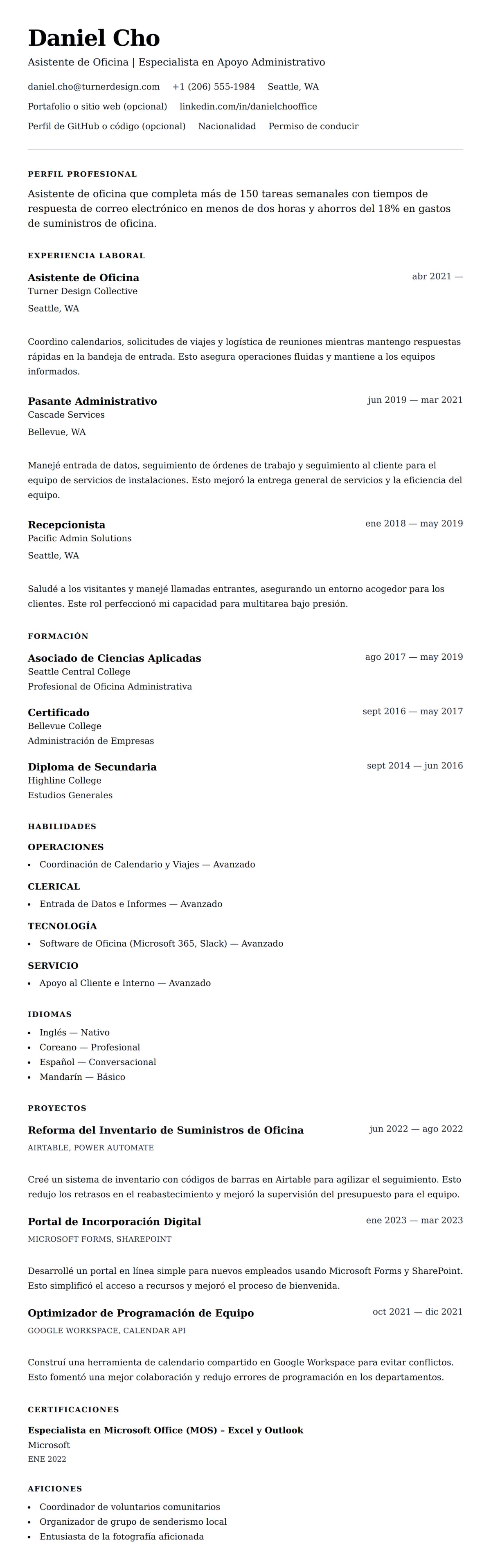 Vista previa del currículum Ejemplo de Currículum de Asistente de Oficina