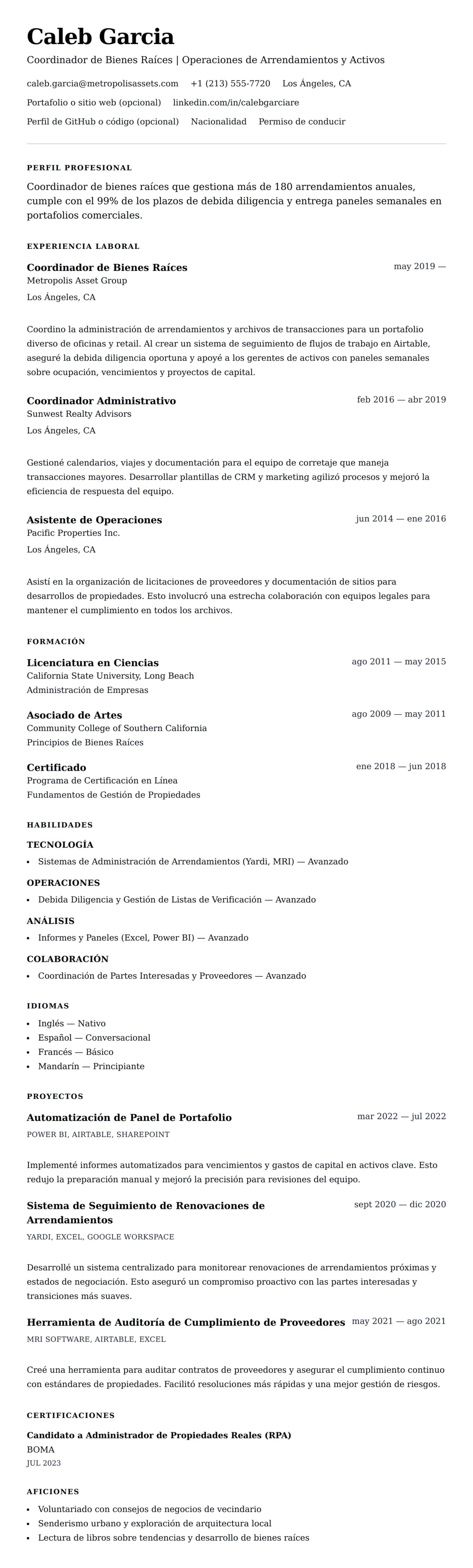 Vista previa del currículum Ejemplo de Currículum de Coordinador de Bienes Raíces