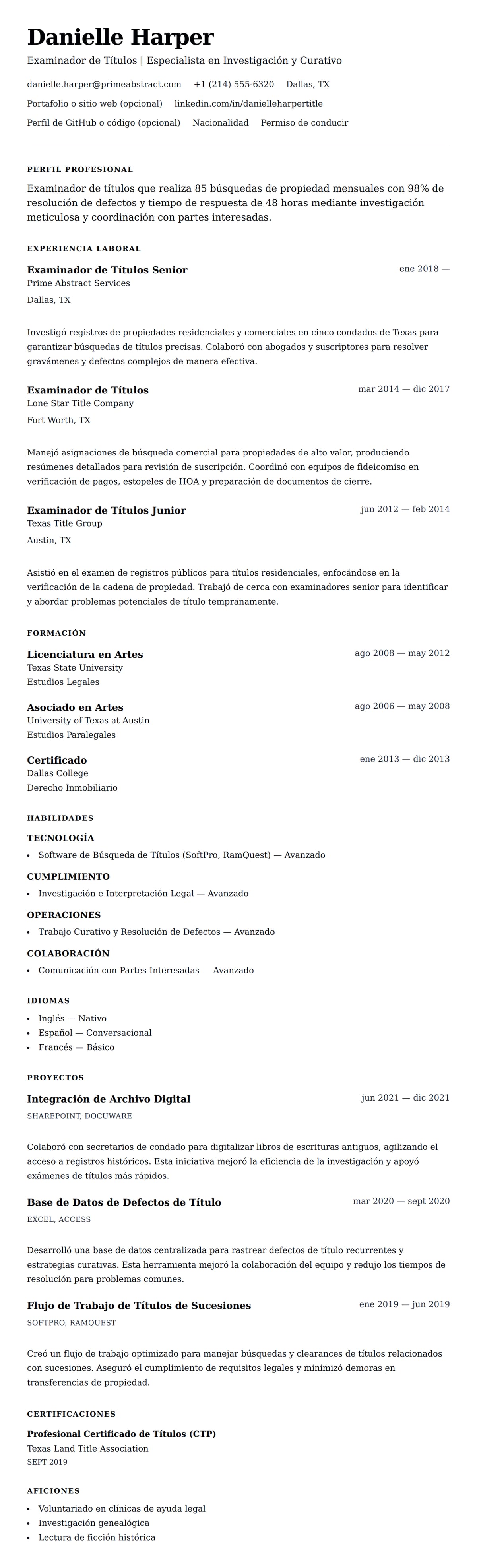 Vista previa del currículum Ejemplo de Currículum de Examinador de Títulos