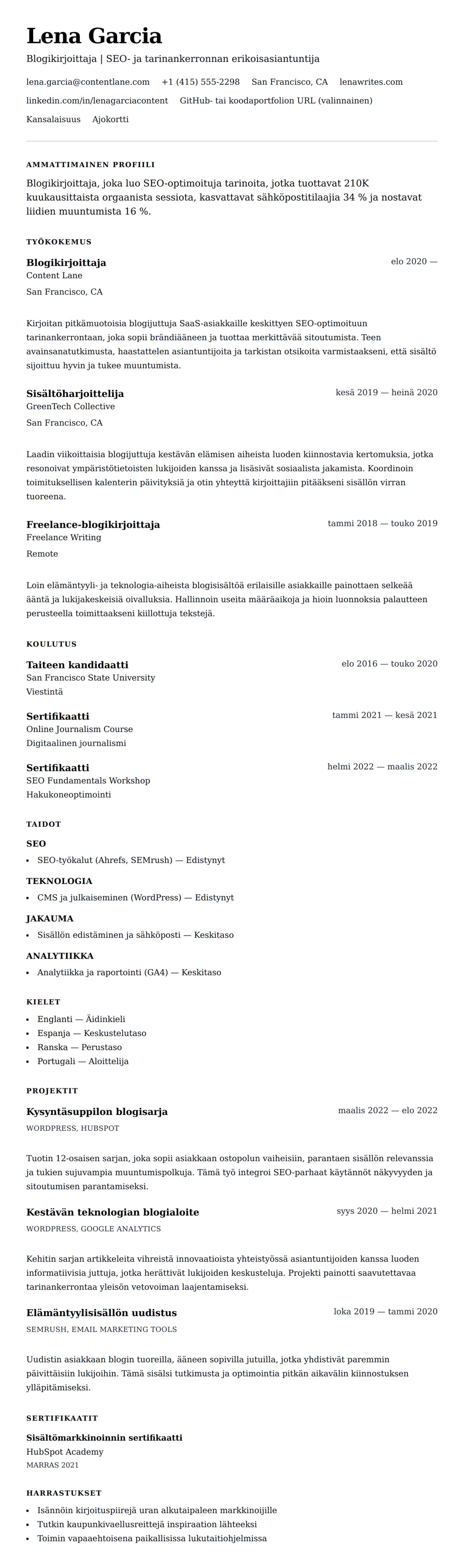 Ansioluetteloesikatselu kohteelle Blogikirjoittajan ansioluetteloesimerkki