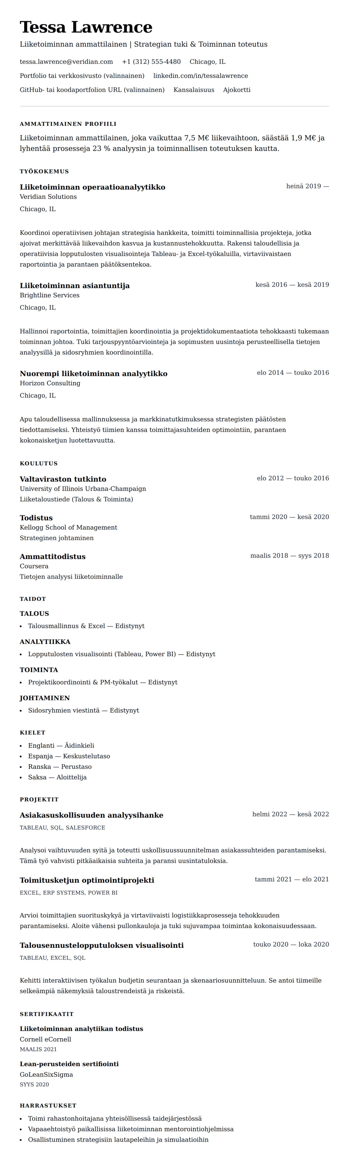 Ansioluetteloesikatselu kohteelle Liiketoiminnan ammattilaisen ansioluettelo-esimerkki