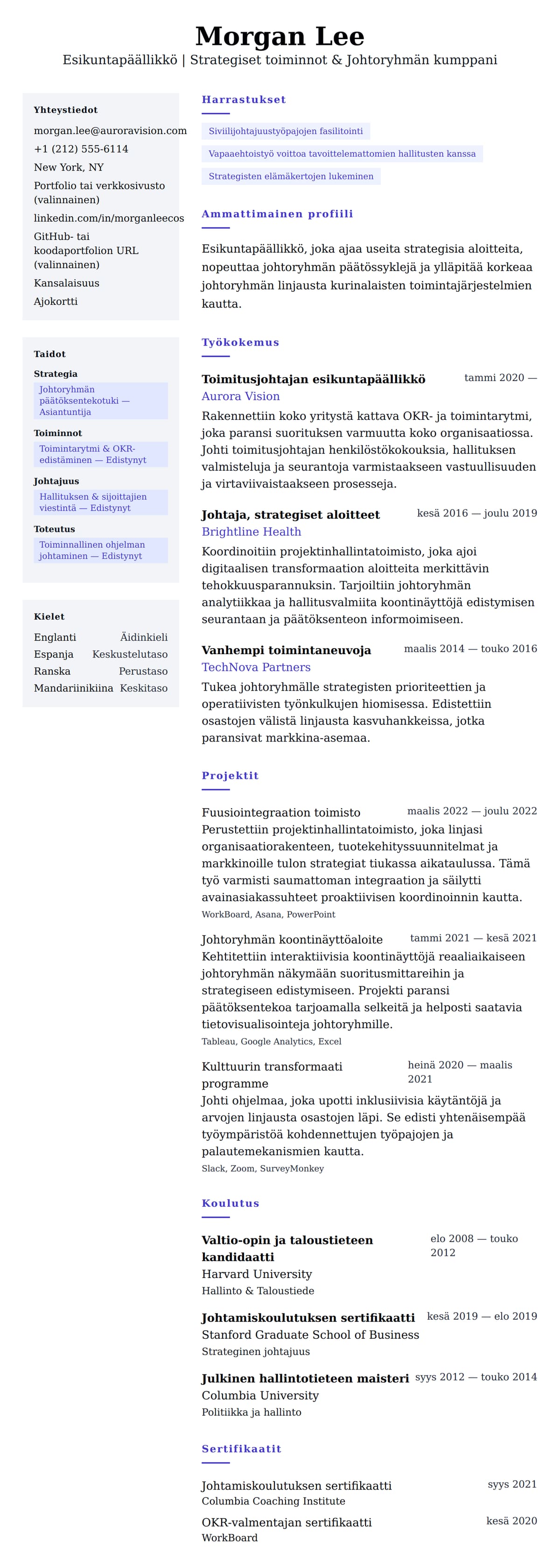 Ansioluetteloesikatselu kohteelle Esikuntapäällikön ansioluetteloesimerkki