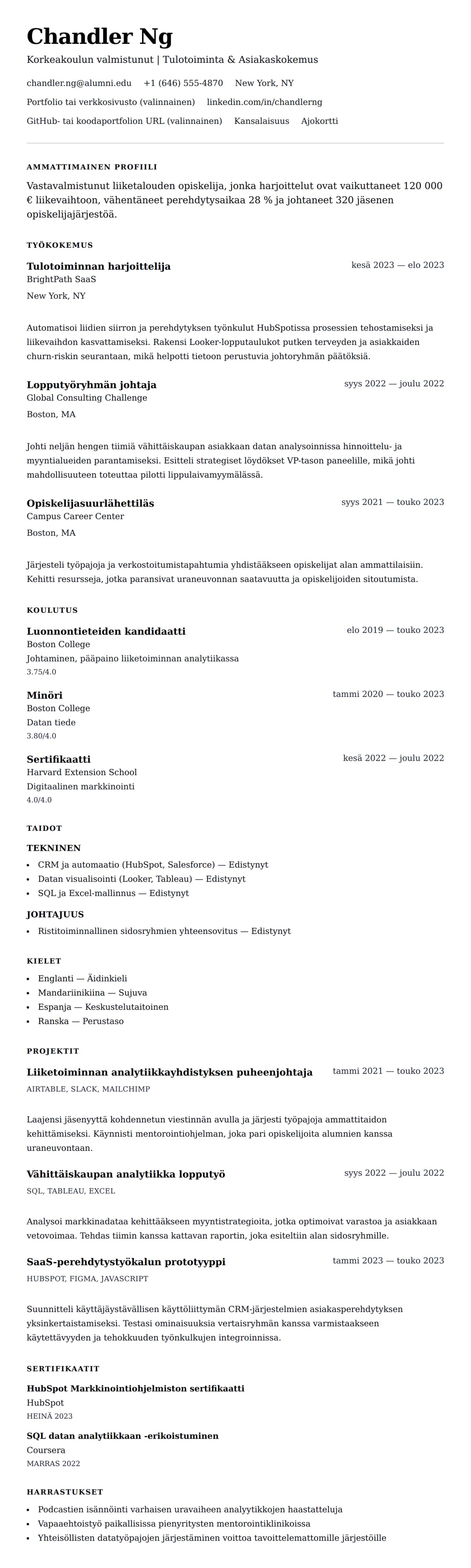 Ansioluetteloesikatselu kohteelle Korkeakoulun valmistuneen ansioluetteloesimerkki