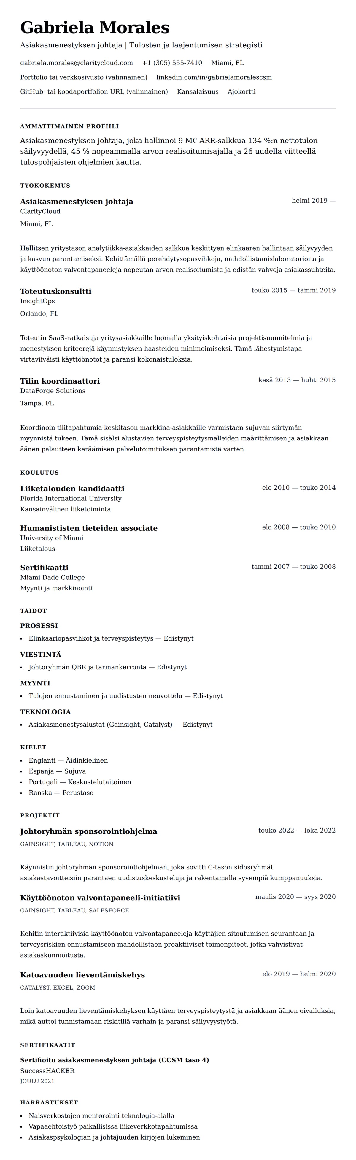 Ansioluetteloesikatselu kohteelle Asiakasmenestyksen johtajan ansioluetteloesimerkki