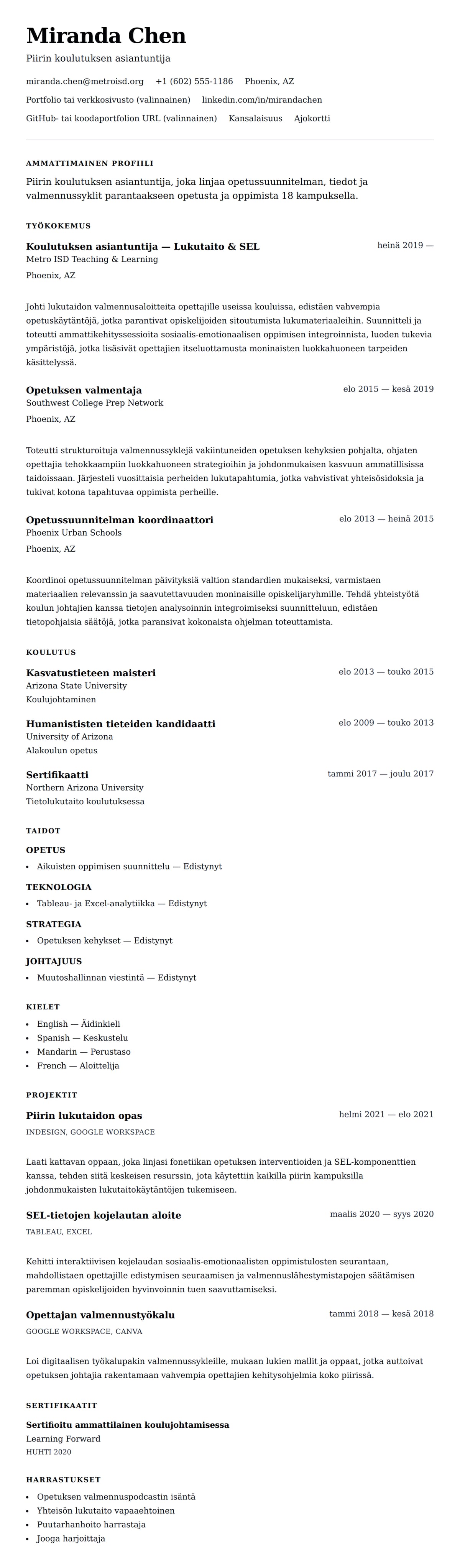 Ansioluetteloesikatselu kohteelle Koulutuksen asiantuntijan ansioluettelo-esimerkki
