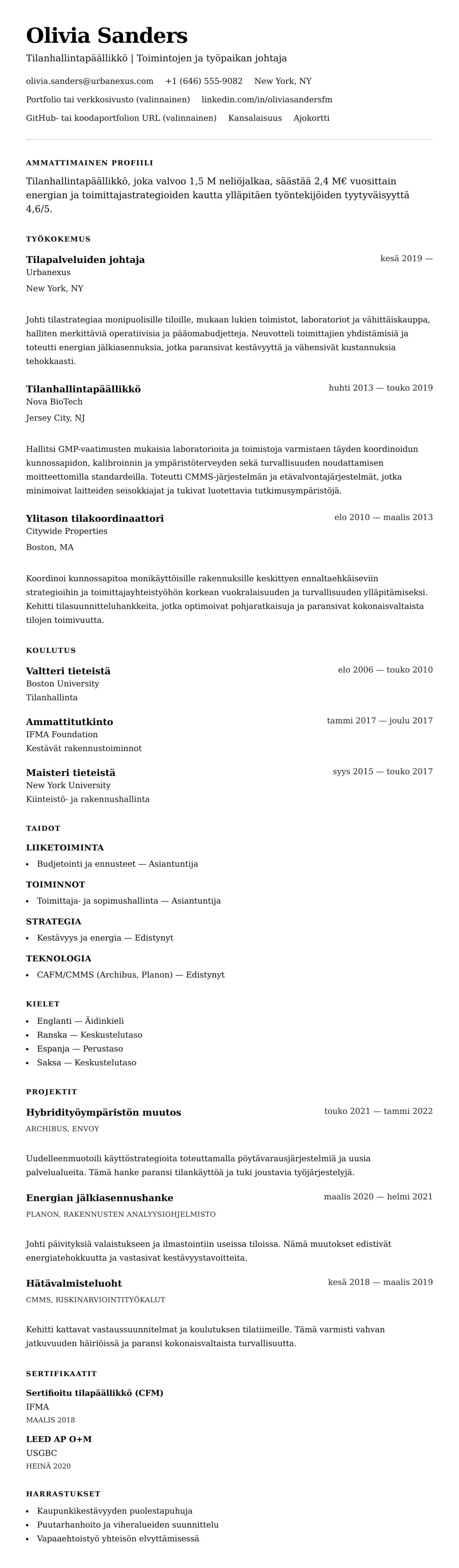 Ansioluetteloesikatselu kohteelle Tilanhallintapäällikön CV-esimerkki