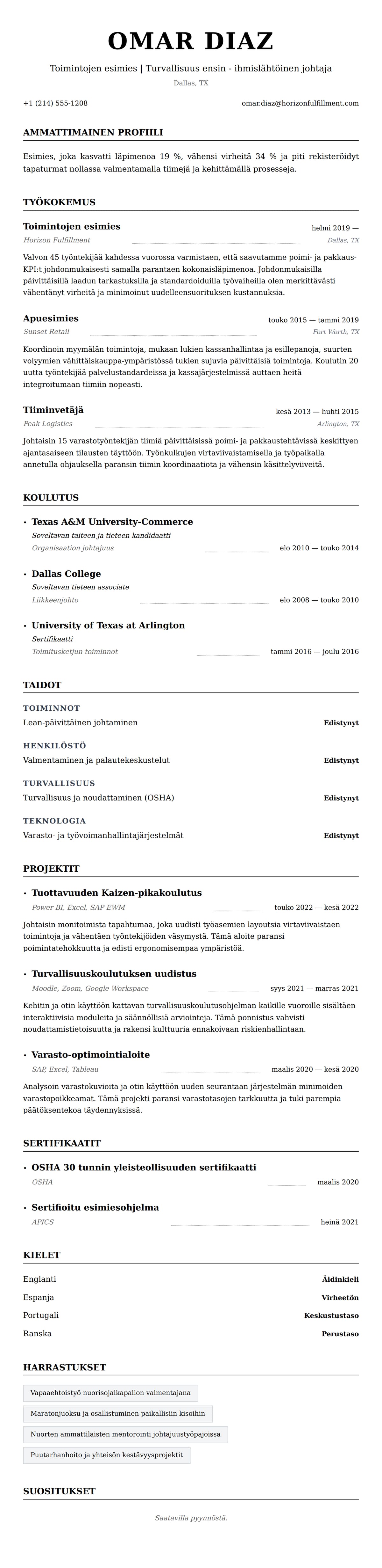 Ansioluetteloesikatselu kohteelle Esimiehen ansioluetteloesimerkki