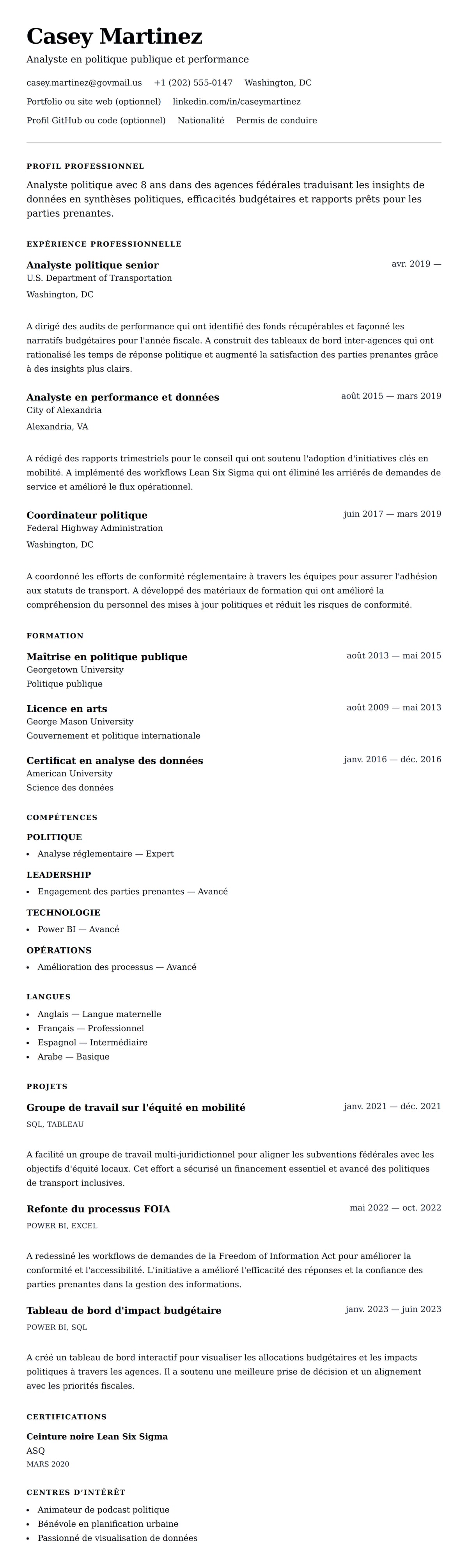 Aperçu du CV Exemple de CV d'Analyste gouvernemental